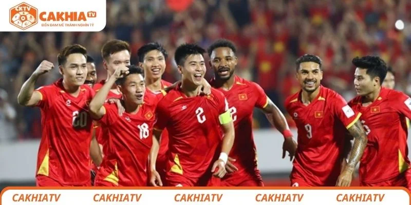 Việt Nam trở lại top 100 FIFA nhưng chưa đủ sức cạnh tranh